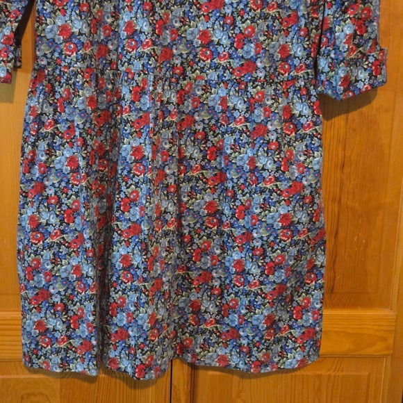 Tuckernuck Royal Shirt Dress Size Medium Queens Garden Floral Blue Red - Picture 9 of 11